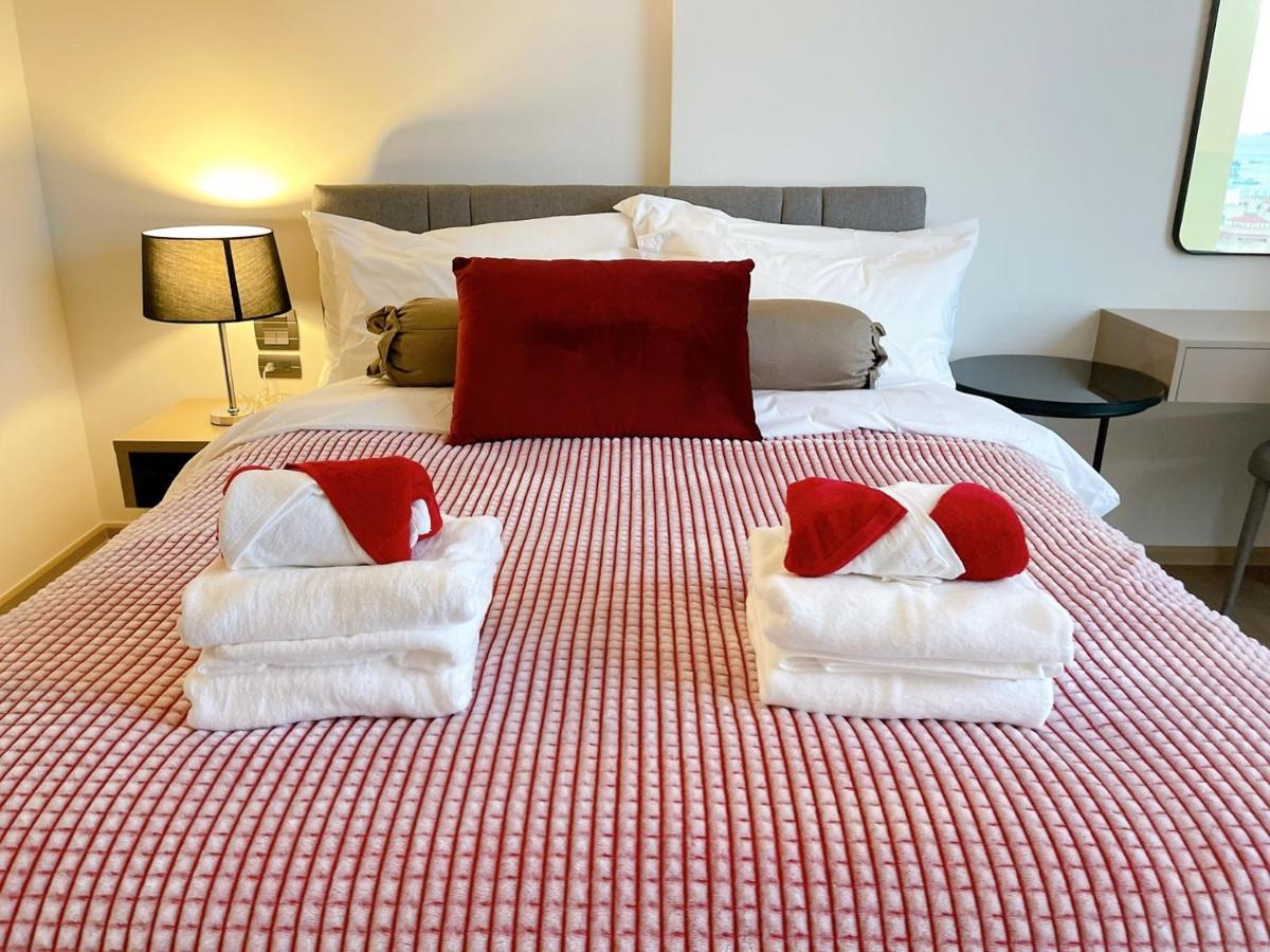 The Edge Seaview With Infinity Pool & Free Netflix Апартаменты