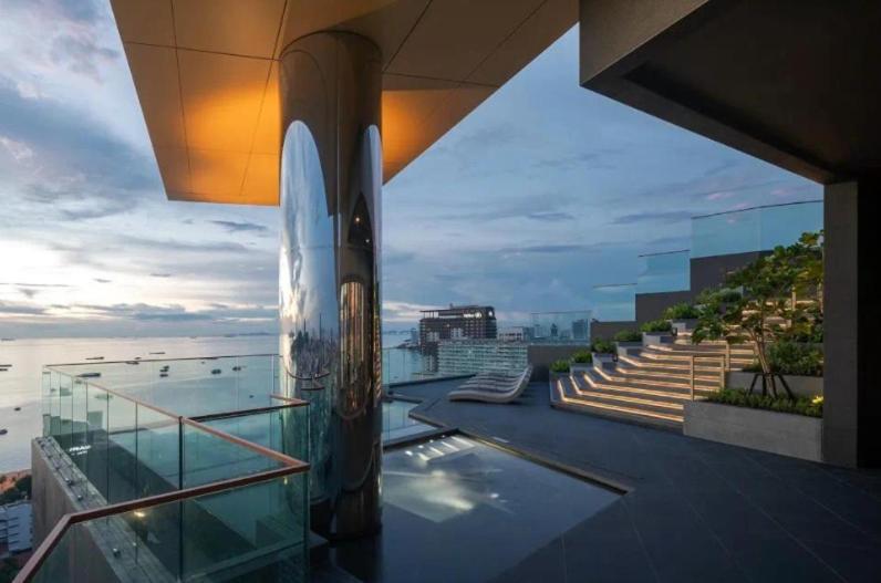 Апартаменты The Edge Seaview With Infinity Pool & Free Netflix